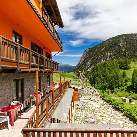 Hotel Al Foiron Claviere Bagian luar foto