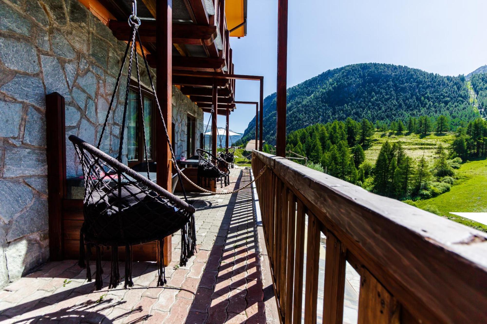 Hotel Al Foiron Claviere Bagian luar foto
