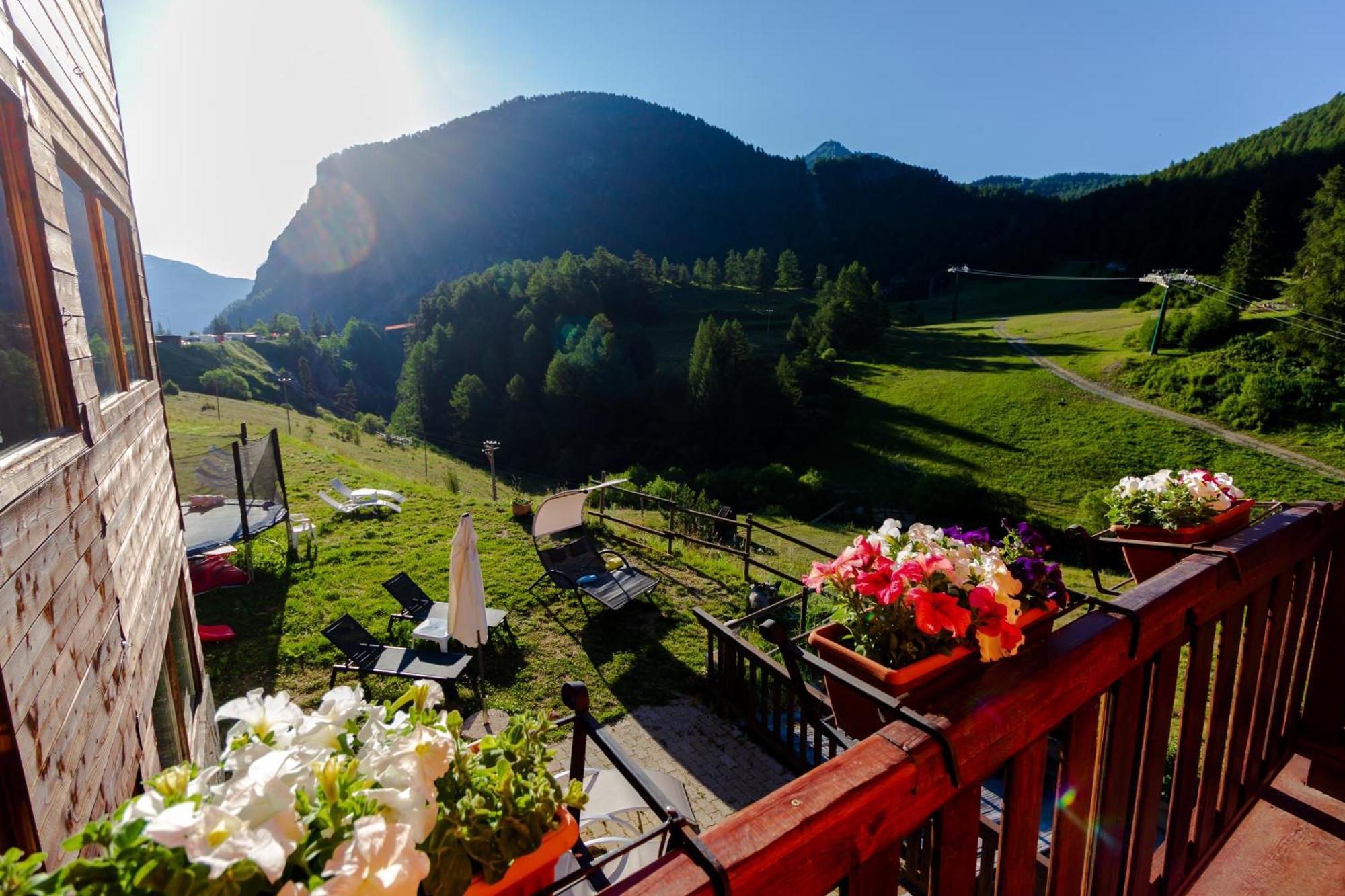 Hotel Al Foiron Claviere Bagian luar foto