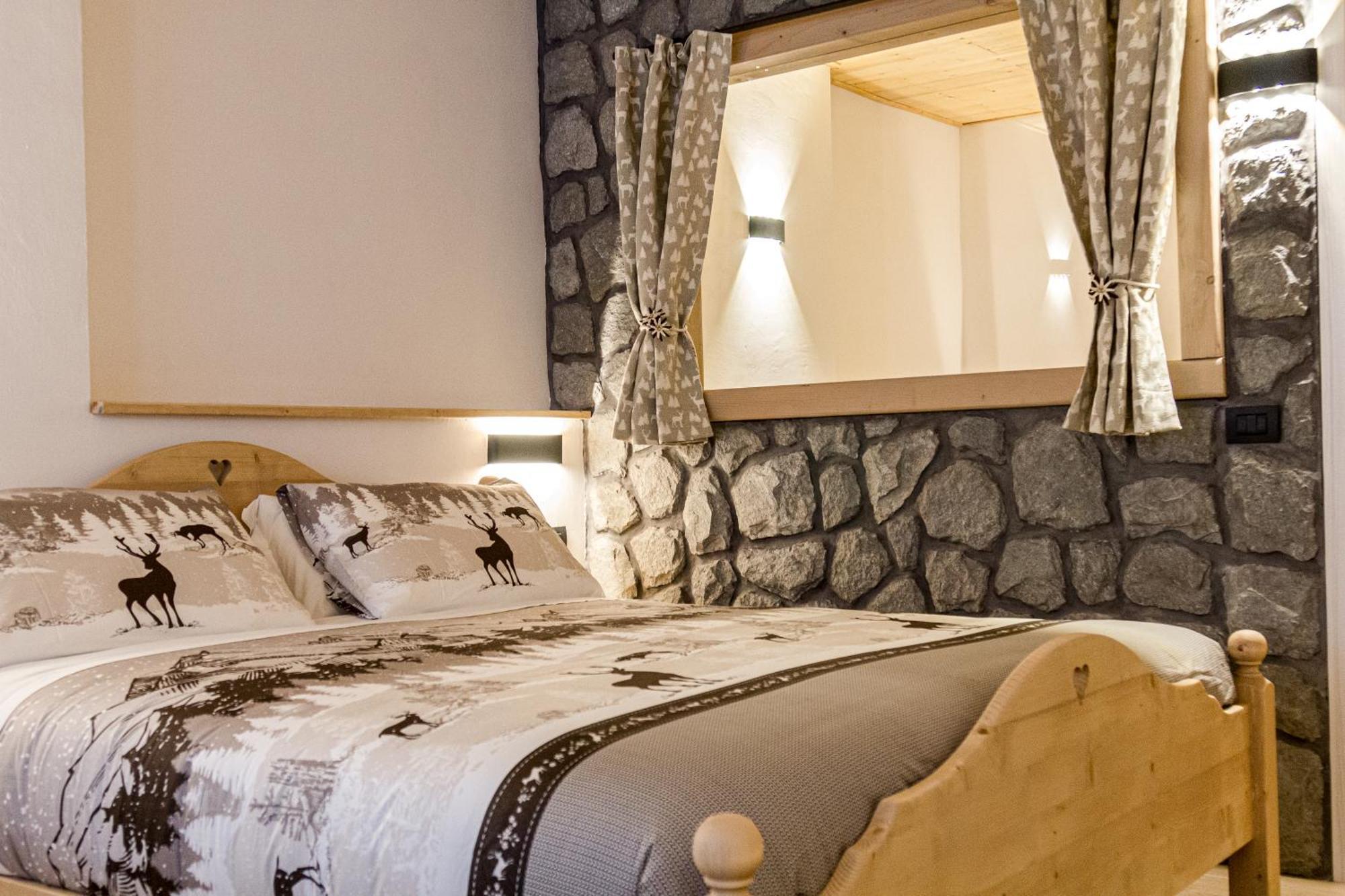 Hotel Al Foiron Claviere Bagian luar foto