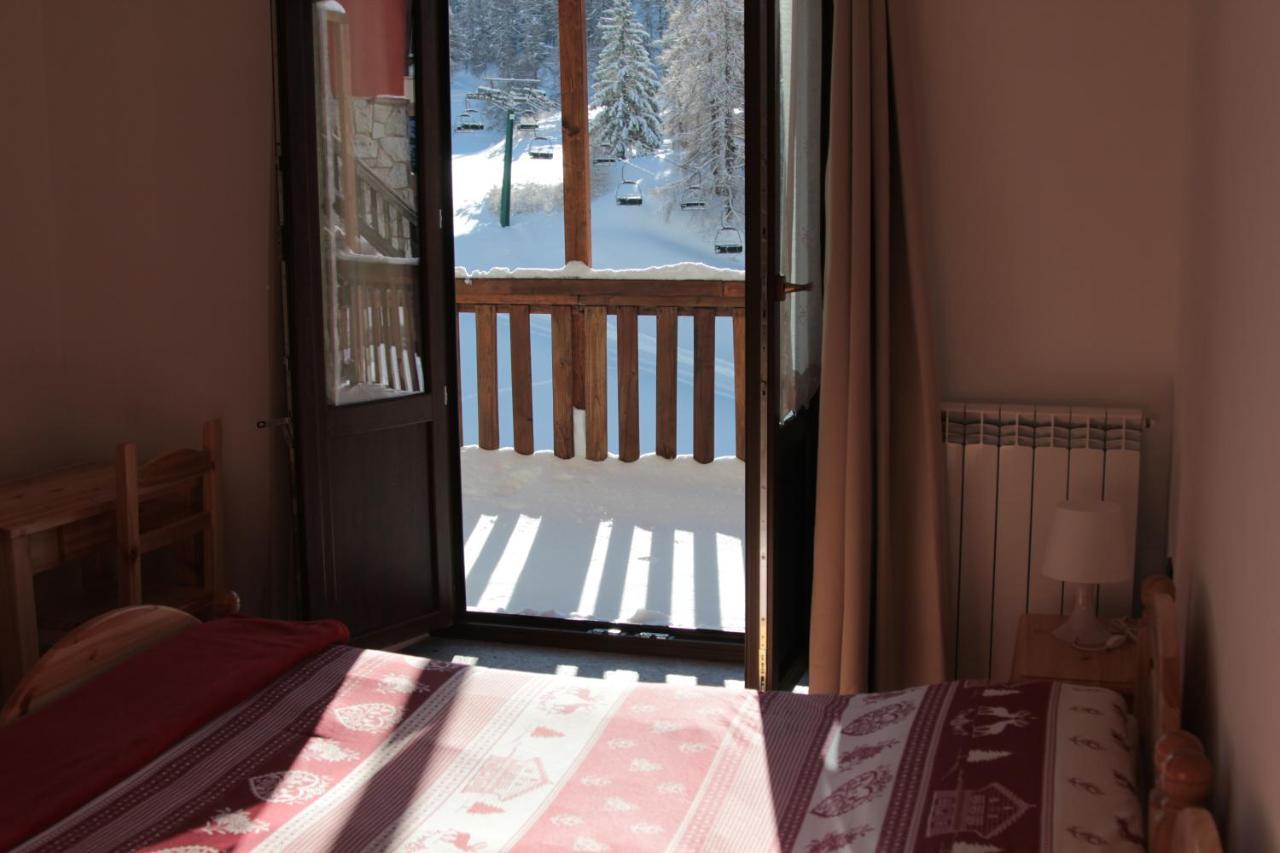 Hotel Al Foiron Claviere Bagian luar foto